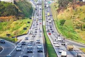 Feriado do Dia do Trabalho deve movimentar 4,5 milhões de veículos nas rodovias da região