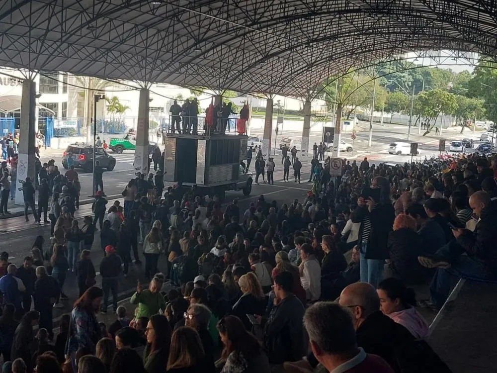 Prefeitura e sindicato avançam em negociação e proposta será votada por servidores em Taubaté